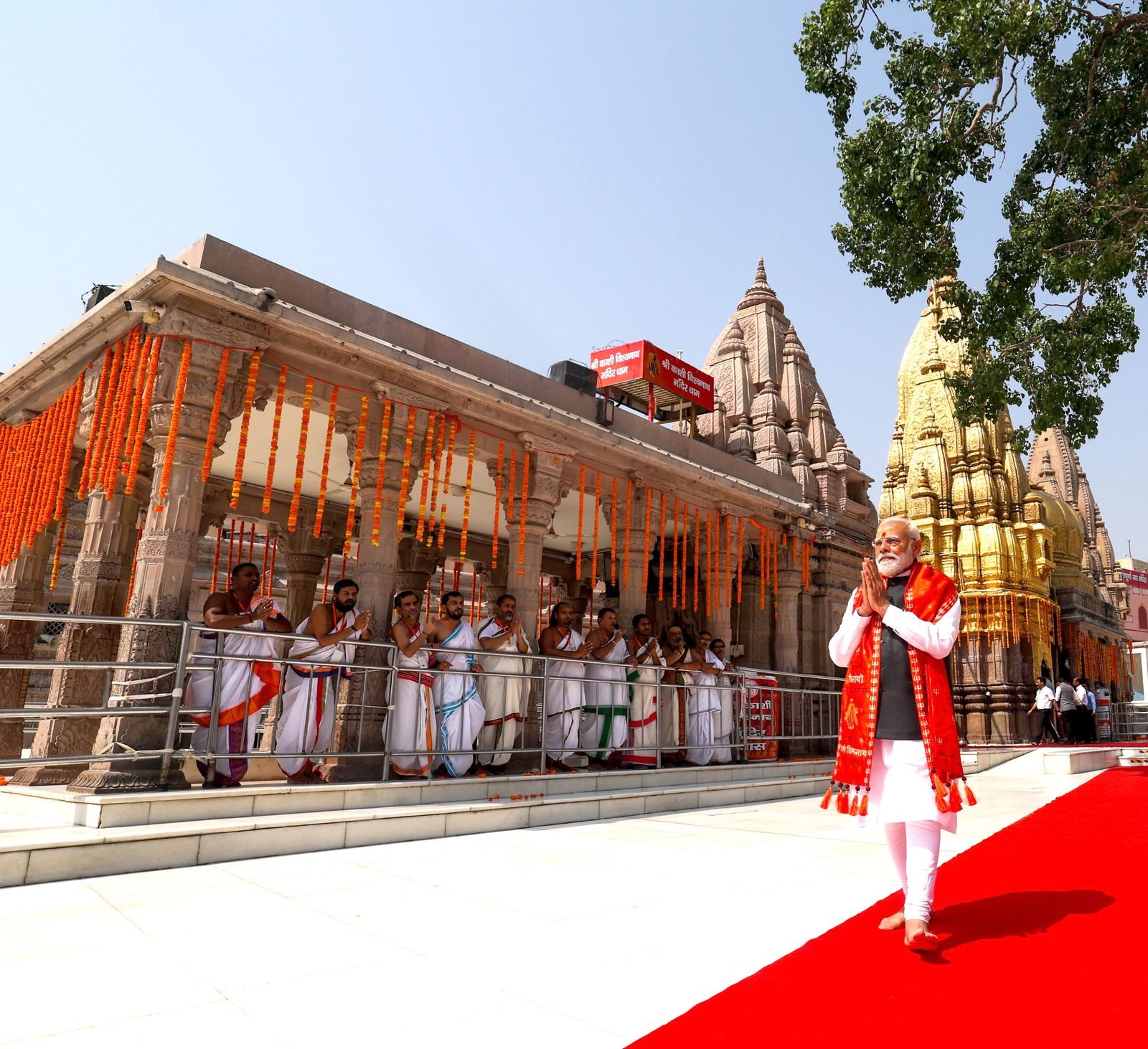 भगवान भोलेनाथ से समस्त देशवासियों के लिए सुख-समृद्धि और आरोग्यपूर्ण जीवन की कामना की : पीएम मोदी