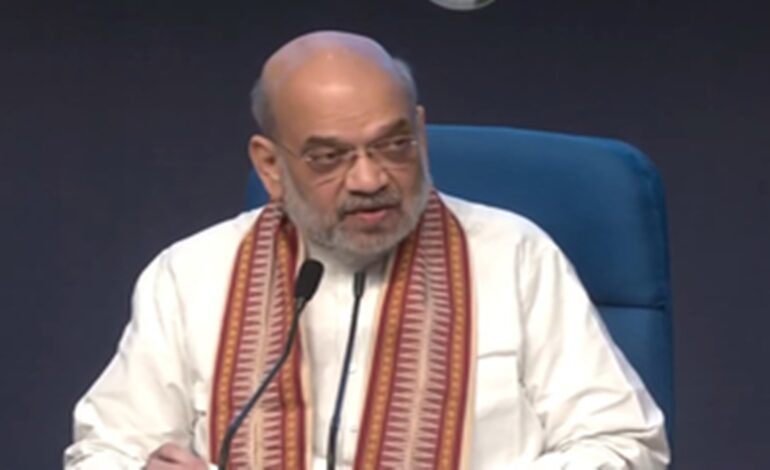 असम में बाढ़ के हालातों के मद्देनजर अमित शाह ने सीएम हिमंता बिस्वा सरमा से बात की
