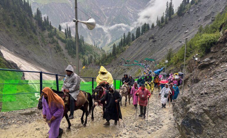 Amarnath Yatra 2026: 1.60 लाख से अधिक श्रद्धालुओं ने बाबा बर्फानी के किए दर्शन
