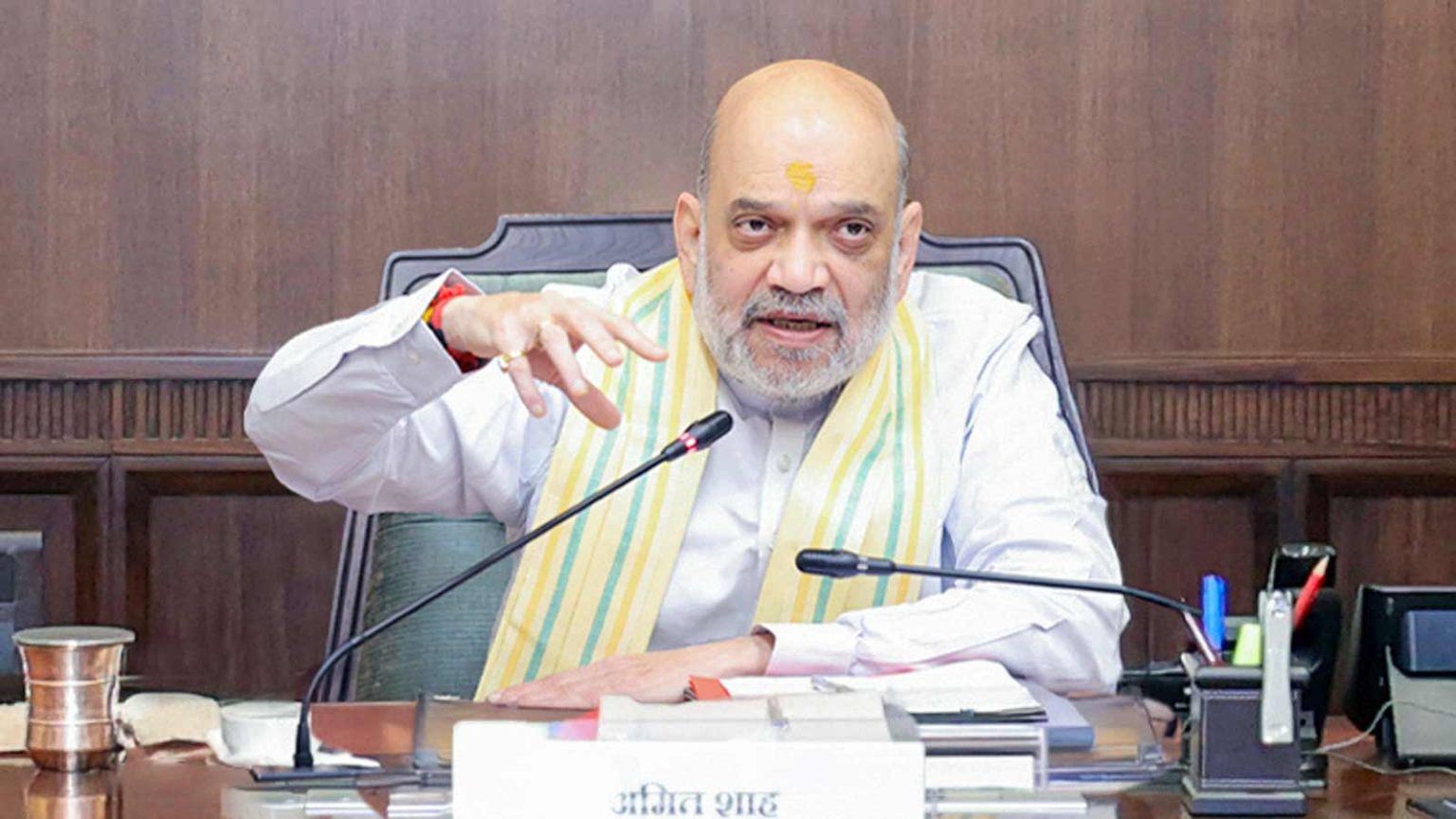वायनाड आपदा पर गृह मंत्री अमित शाह ने मुख्यमंत्री सतीशन से की बात, केंद्र ने पूरे सहयोग का दिया भरोसा