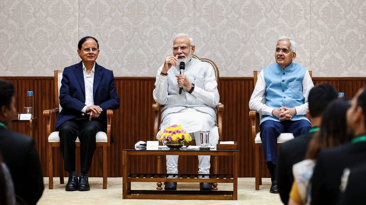 भारत की सभ्यतागत विशिष्टताओं को तकनीक और नवोन्मेष से जोड़ें : पीएम मोदी